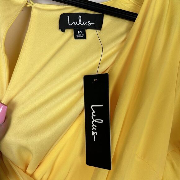 new Lulus size M Feeling Butterflies Faux Wrap Tiered Ruffle Mini Dress yellow - Picture 6 of 8